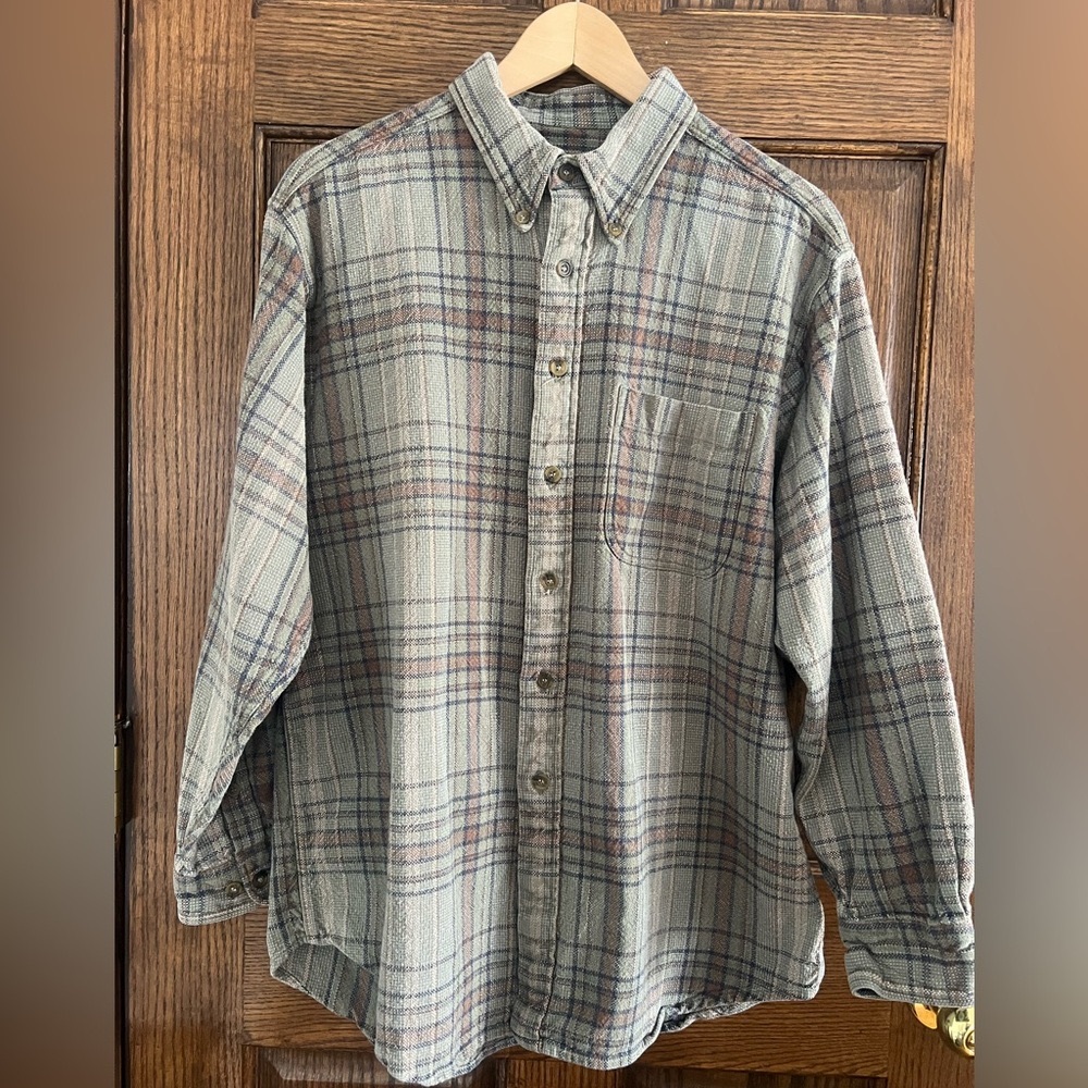 Immaculate Vintage Woolrich Plaid Button Down Shirt 100% Cotton FREE SHIPPING